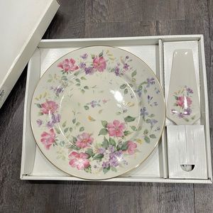 Cake plate and server